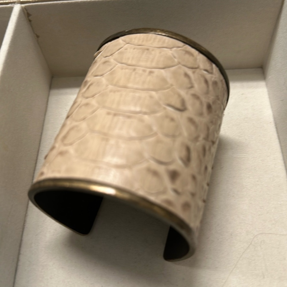 Cuff bracelet
